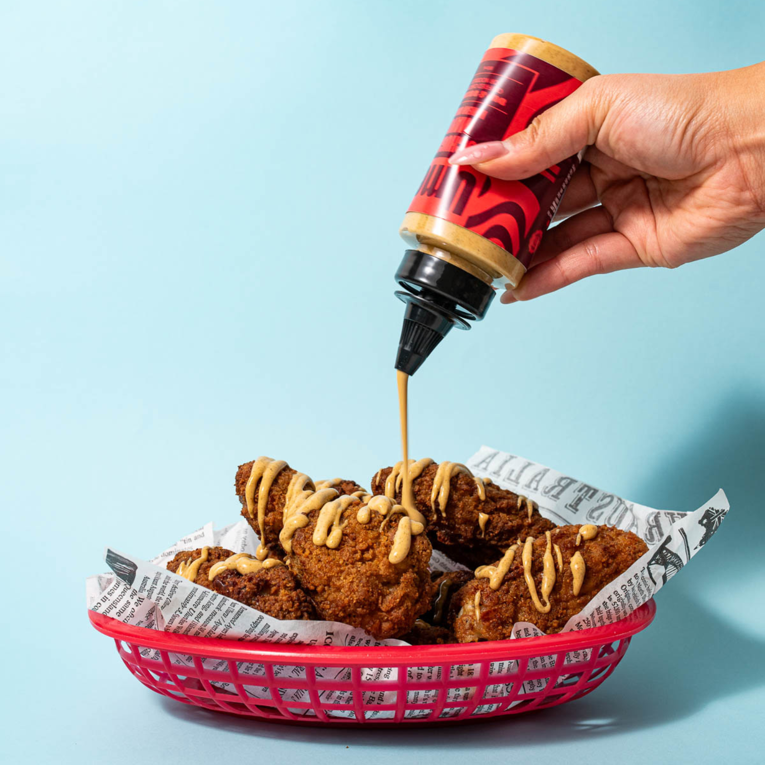 Umei Gochugaru Mayo drizzling on Fried Chicken